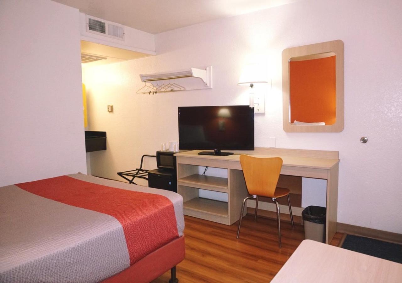 Motel 6-Flagstaff, Az - West - Woodland Village المظهر الخارجي الصورة