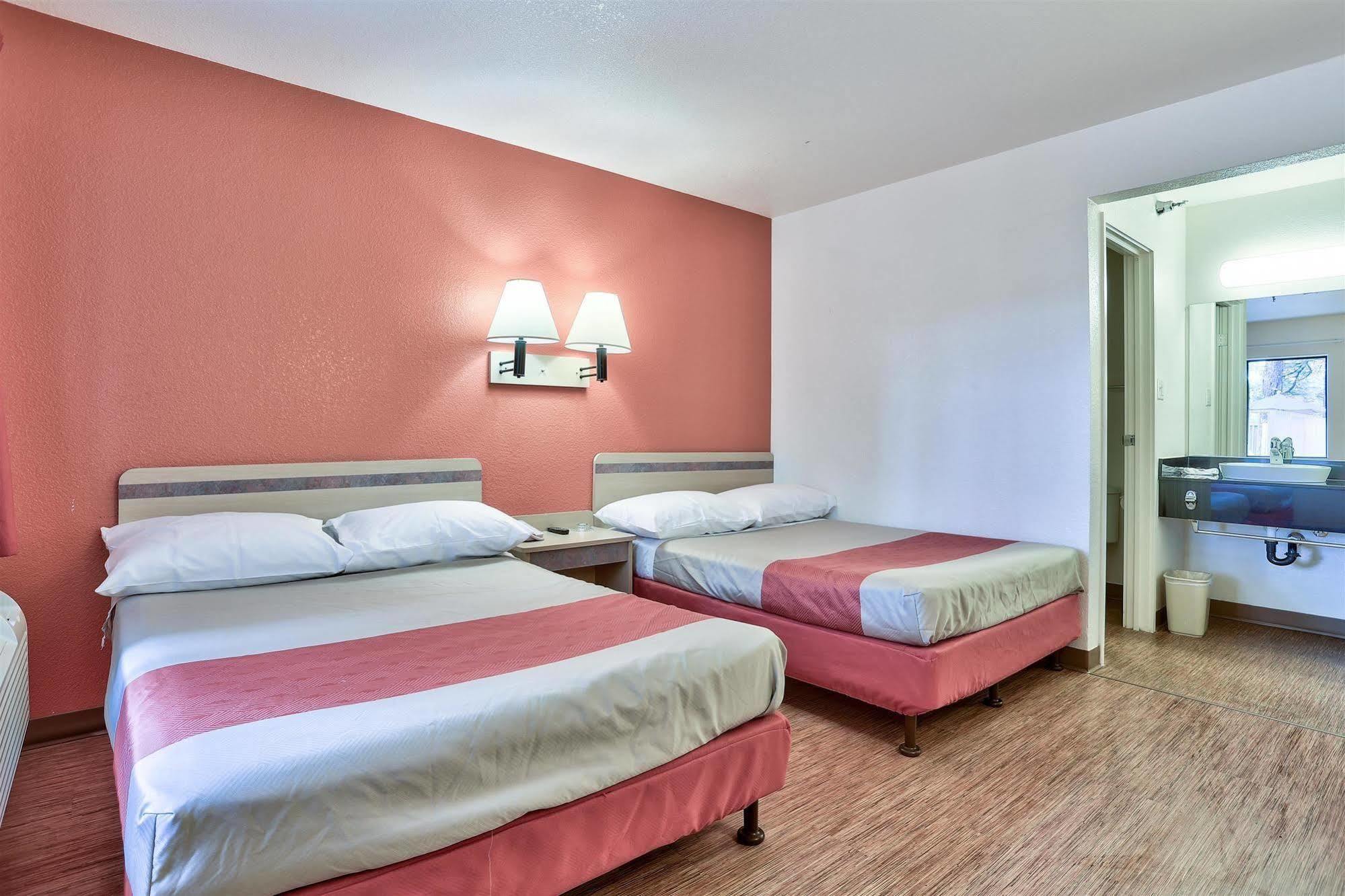 Motel 6-Flagstaff, Az - West - Woodland Village المظهر الخارجي الصورة