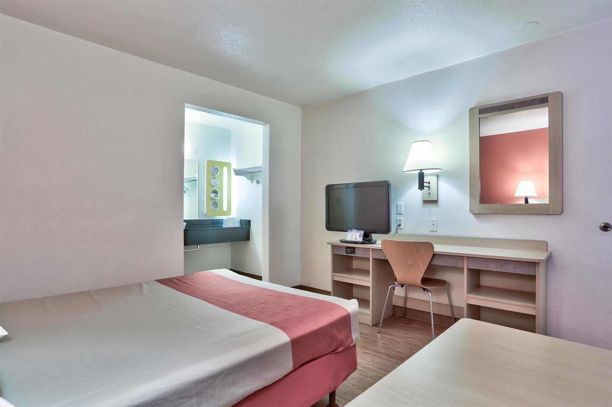 Motel 6-Flagstaff, Az - West - Woodland Village المظهر الخارجي الصورة