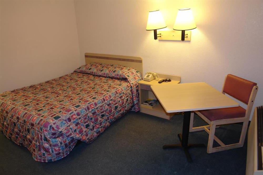 Motel 6-Flagstaff, Az - West - Woodland Village الغرفة الصورة